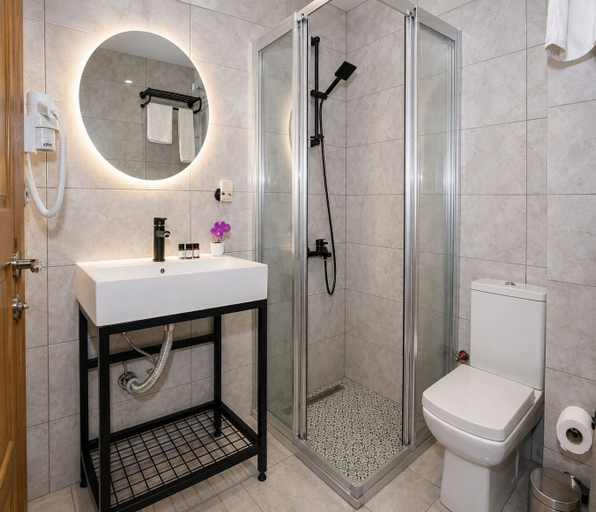 Bathroom 5, Kadirga Antik Hotel, Fatih