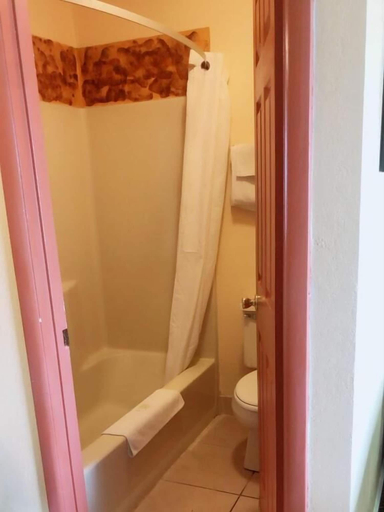 Bathroom, Sunflower Inn Atlantic City Absecon, Atlantic
