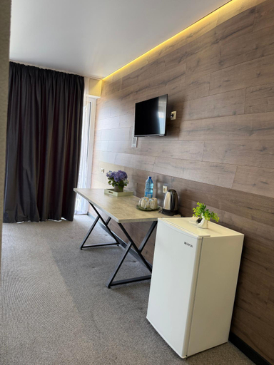 Others 5, Villa HOLM, Tiachivs'kyi