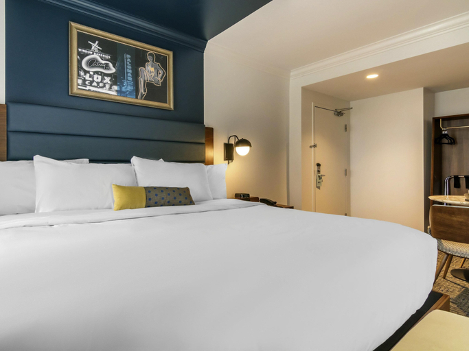 Bedroom 3, Hotel Belmont Vancouver - MGallery Collection, Greater Vancouver