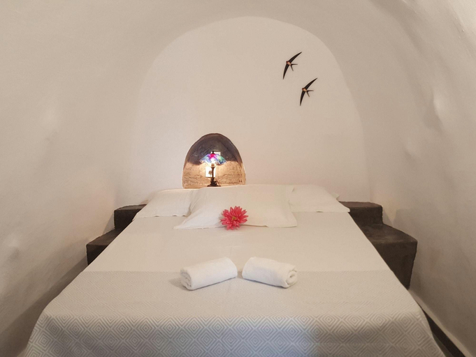 Bedroom 4, Aqua & Terra Traditional Cave Houses, South Aegean