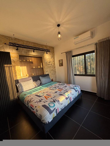 Room 2, Alali s Guesthouse With tub, Batroun
