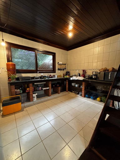 Private kitchen, Villa Bela Vista, São Francisco do Sul