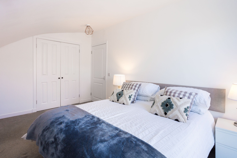 Bedroom 4, The Crown & Kitchen, East Lothian
