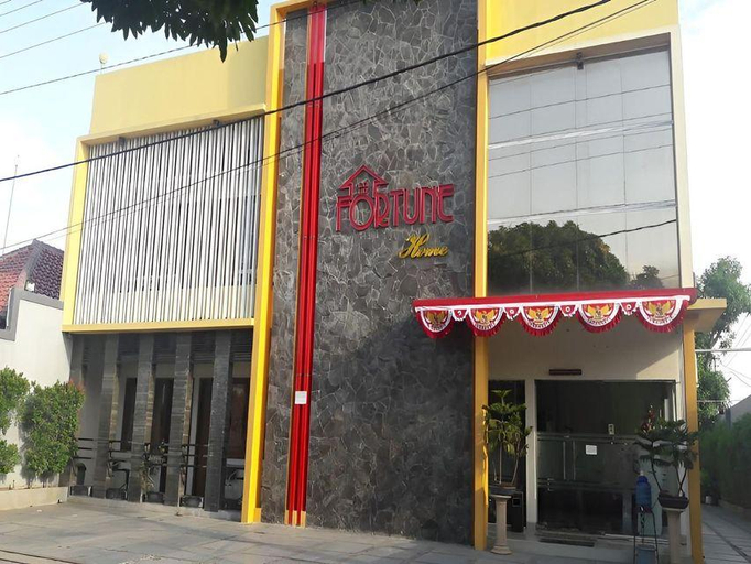Exterior & Views 5, Fortune Home Tegal, Tegal