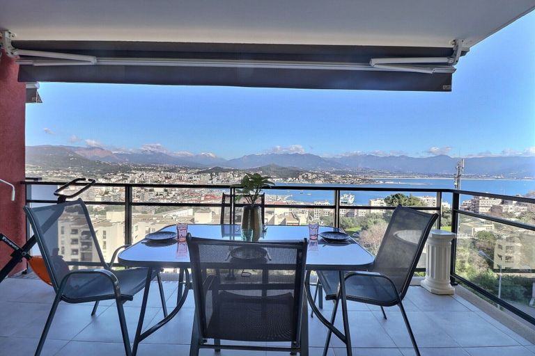 BBQ/picnic area, Casa Simona - Vue mer incroyable, Corse-du-Sud