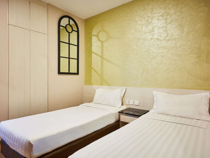 Bedroom 3, ibis budget Singapore West Coast, Singapore