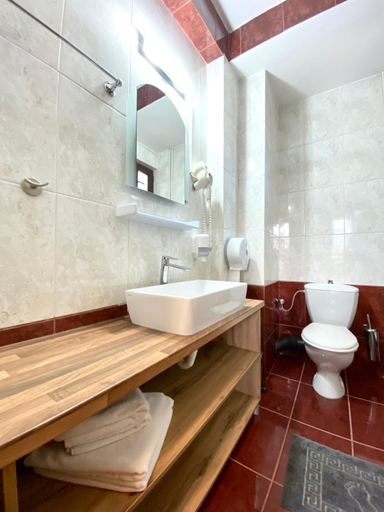 Bathroom 3, Vila Predeal Holidays, Predeal