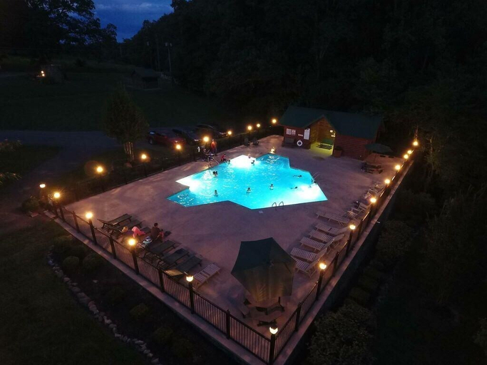 Pool 5, One More Night, Sevier