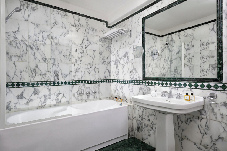 Bathroom 4, Sina Palazzo Sant'Angelo, Venezia
