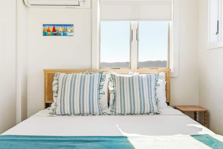 Room 3, Mimi's Beach House Beach Access, York
