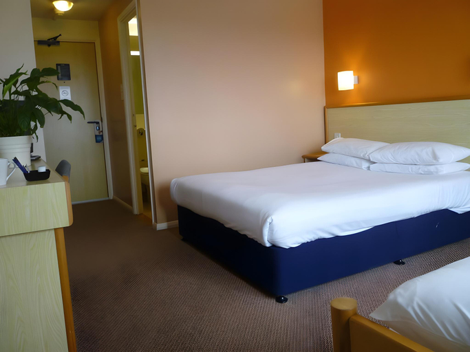 Bedroom 3, Redwings Lodge Rutland, Rutland