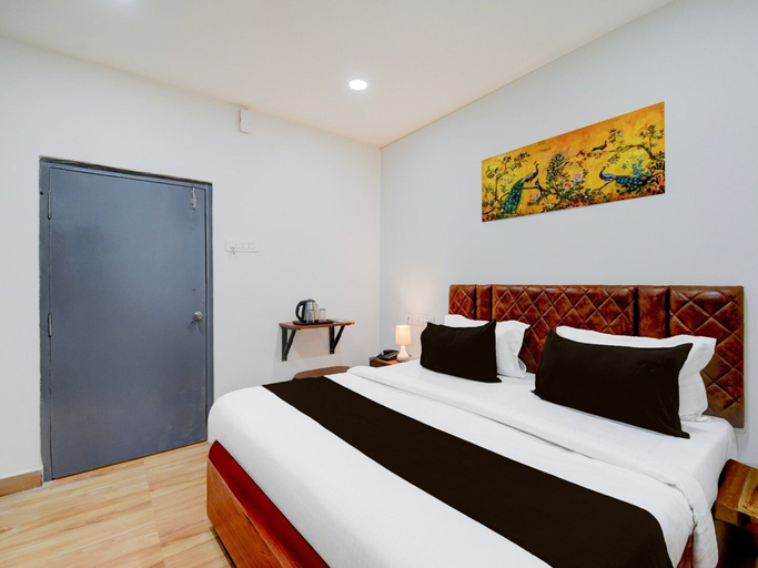 Room 2, Deluxe Vanasthalipuram Deer National Park, Ranga Reddy