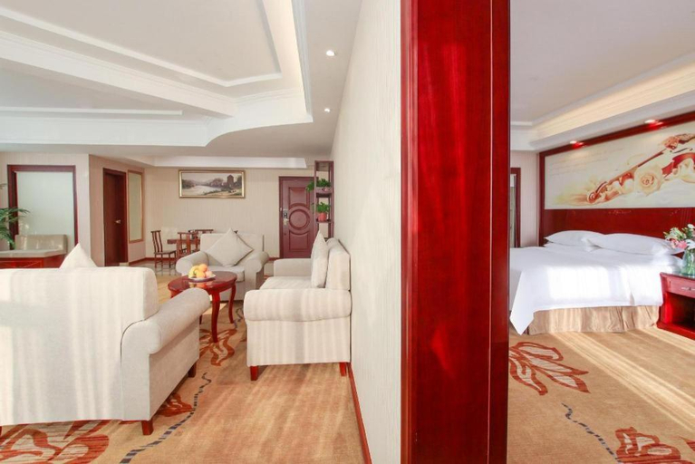 Bedroom 2, Vienna Hotel Anhui Fuyang Yingshang Yingbin Avenue, Fuyang