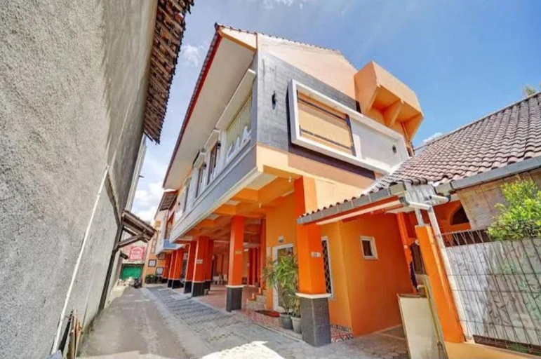 Exterior & Views 1, Endrayanti Inn Syariah, Yogyakarta