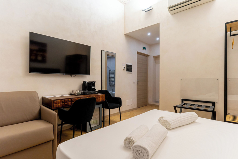 Room 2, Urban Vatican Rooms 2, Roma
