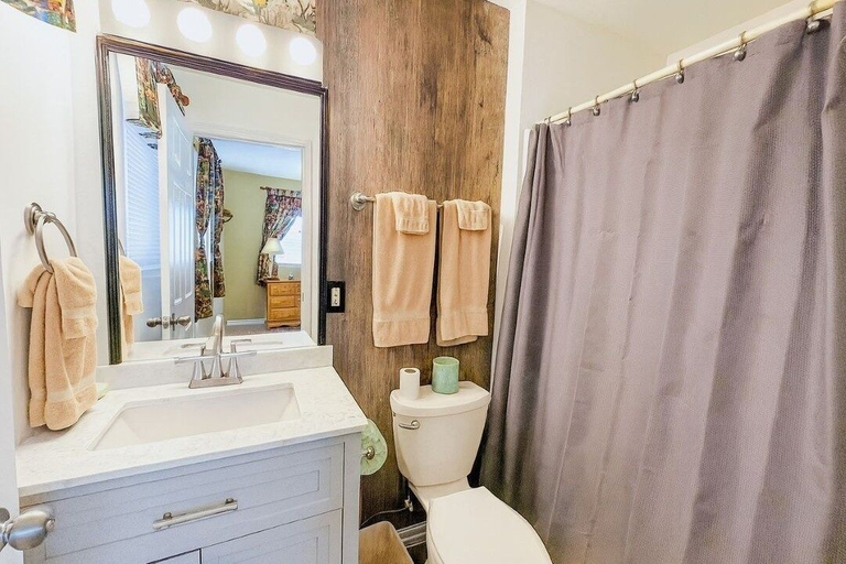 Bathroom 4, Hoot N Holler 5 Bedroom Chalet, Sevier