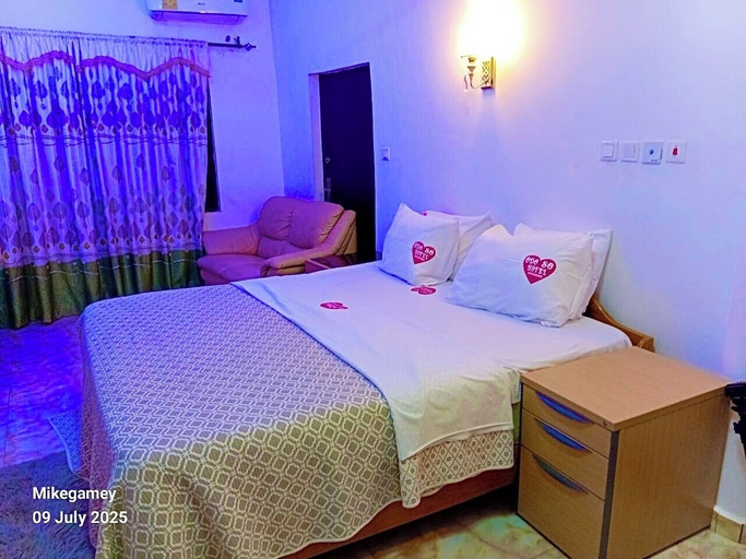 Bedroom 4, Odo So Royal Hotel, Asuogyaman