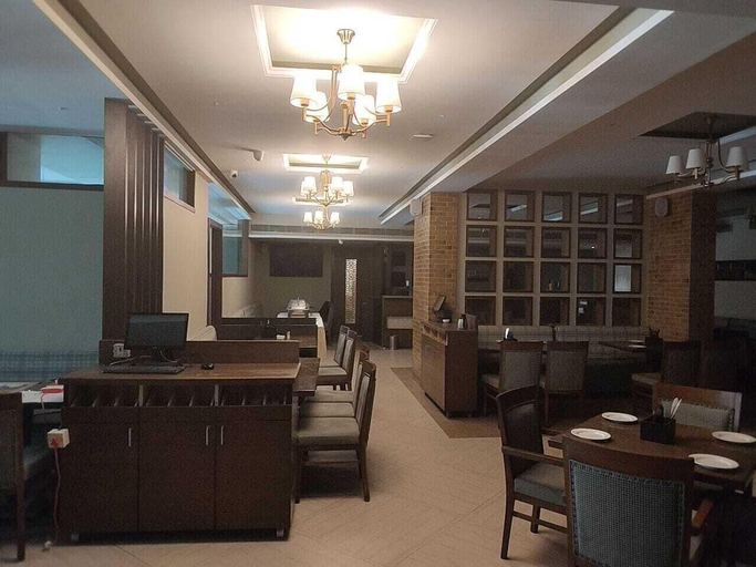 Dining, HOTEL MUMBAI HOUSE THANE, Thane