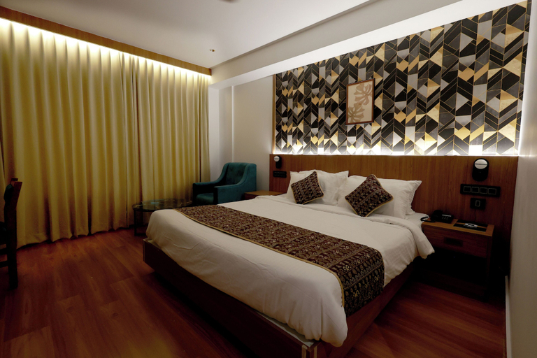Room 5, HOTEL SKY INTERNATIONAL, Thrissur