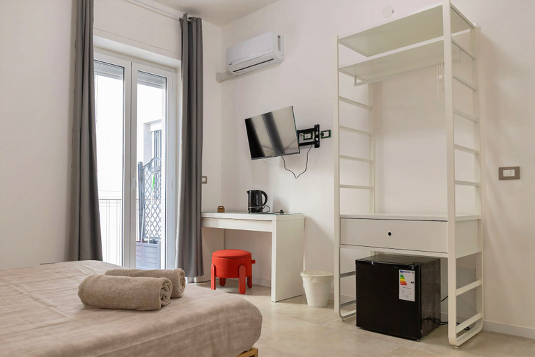 Room 2, GEA Guest House, Syracuse