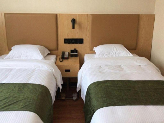 Bedroom 2, GreenTree Inn Express Yingtan Yujiang Railway Station, Yingtan