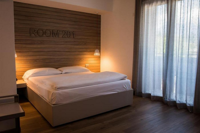 Bedroom 3, B612 Hotel , Trento