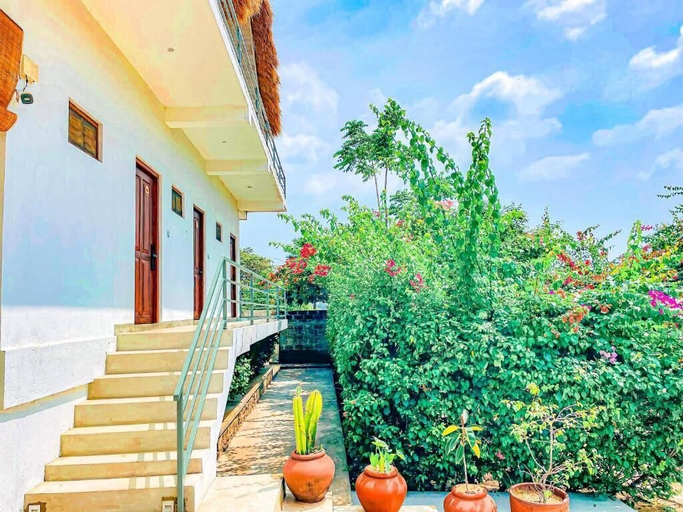 Exterior & Views 2, Oruwa Boutique Villas, Pothuvil