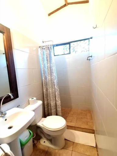 Bathroom 5, Xalli Hotel, Lago de Nicaragua