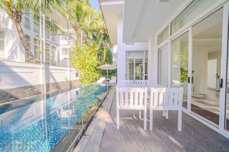 Outdoor pool, Terra Garden Pool Village, Da Nang