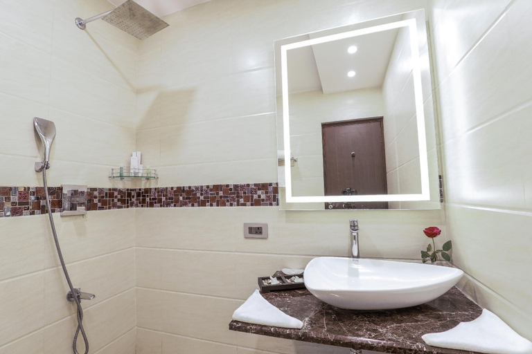 Bathroom 3, Avana Resort Mettupalayam, Coimbatore
