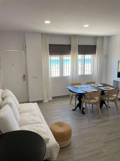 Living area 3, Córdoba 8 by 7Escalones, Cádiz
