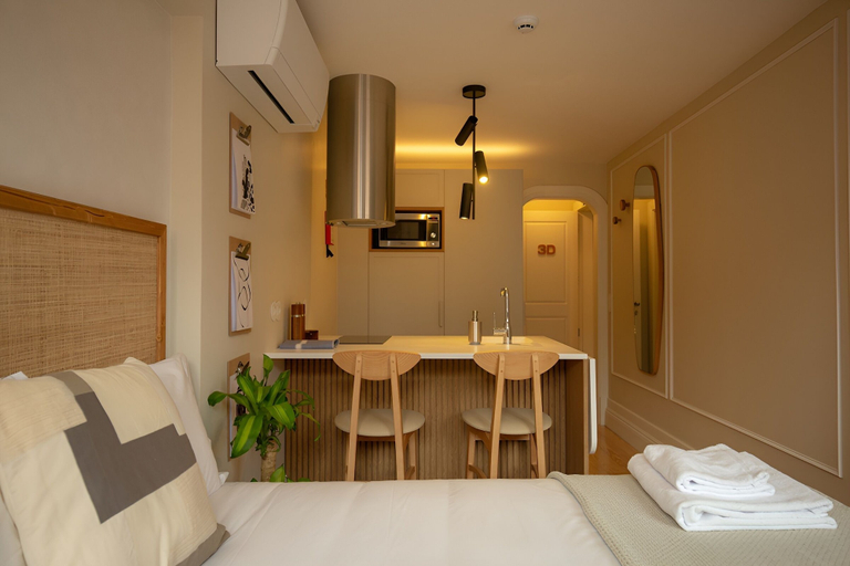 Room 5, Porto Haven - Cedofeita 213, Porto