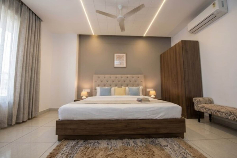 Room 2, Hotel Amaltas Nayagaon By OTABoostup, Sahibzada Ajit Singh Nagar