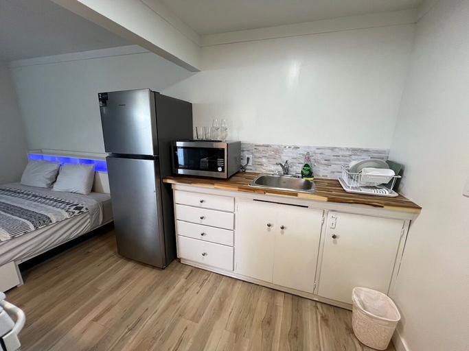 Private kitchen 5, Stampeder Inn, Cariboo