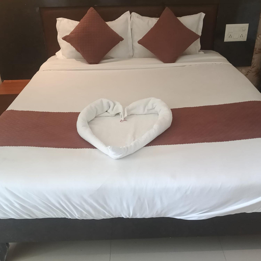 3, Udupi Grand Lodging and Boarding, Pune