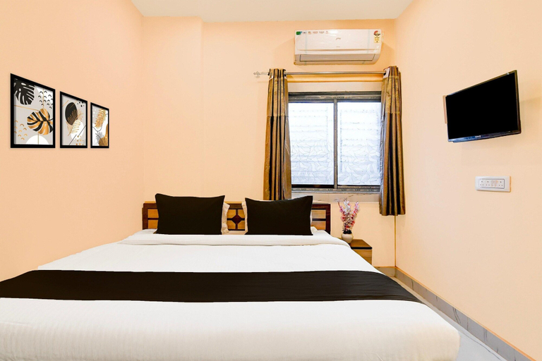 Room 2, Classic Chowdhury Guest House, North 24 Parganas