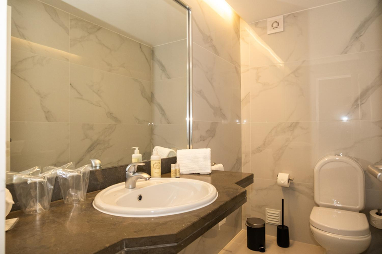 Bathroom 4, Vila Bicuda Resort, Cascais