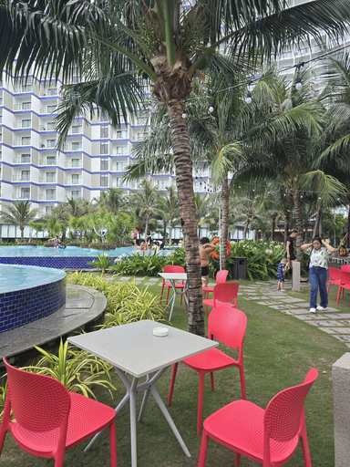 Food & Drinks, Arena Cam Ranh Beachfront Condotel, Cam Lâm