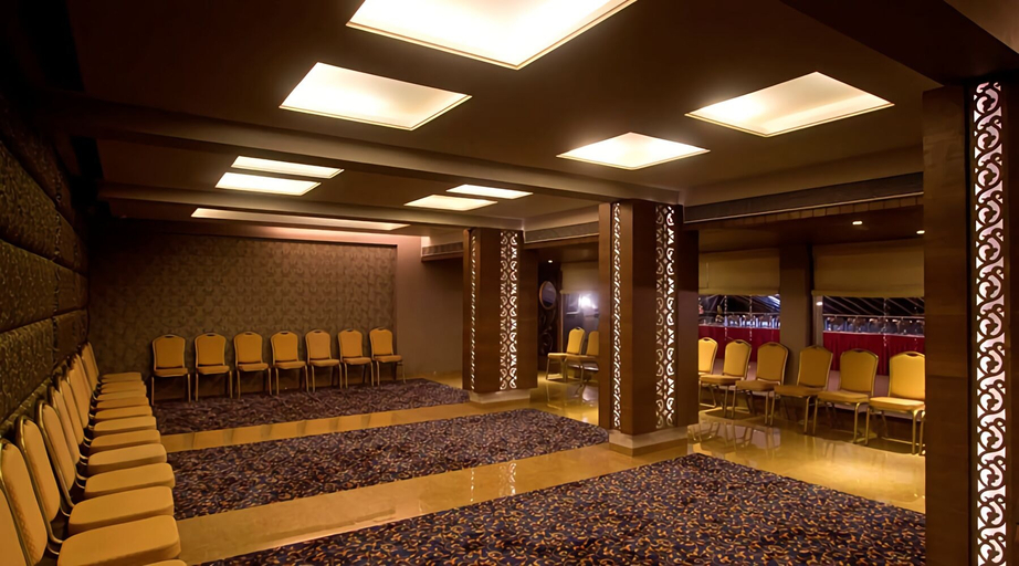 Meeting facility, HOTEL MUMBAI HOUSE THANE, Thane