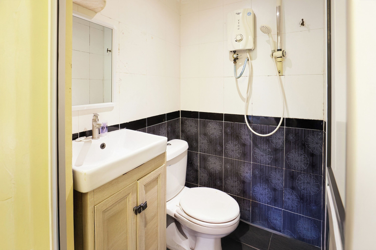 Bathroom 4, Fast Hotel Setapak Near Tunku Abdul Rahman UMT KL, Kuala Lumpur