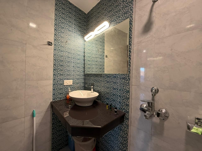 Bathroom 2, Hotel Valley View, Tehri Garhwal