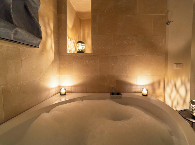 Bathroom 5, Casa Philomena - Noto Design Rooms, Syracuse