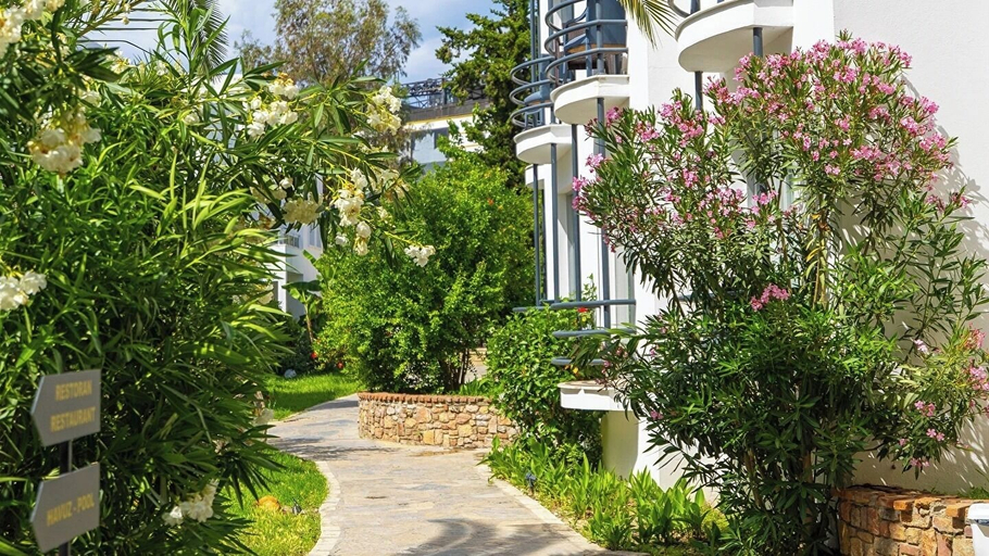 Exterior & Views 2, Ladonia Hotels Leo Beach Resort +16, Bodrum