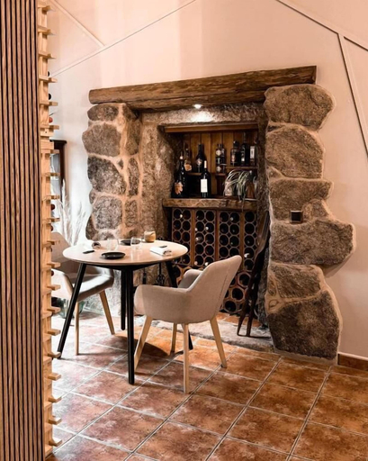 Others, Casa as Fontes, Ourense