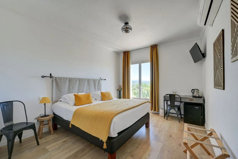 Bedroom 4, Vilajoun, Vaucluse