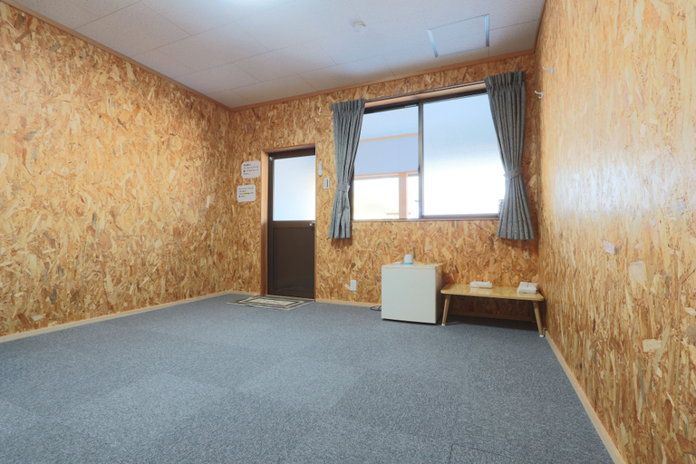 Interior 2, Hikyo Okukumano Irukamura, Kumano