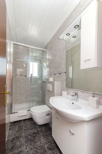 Bathroom 2, Apartment Denko by the sea, Murter