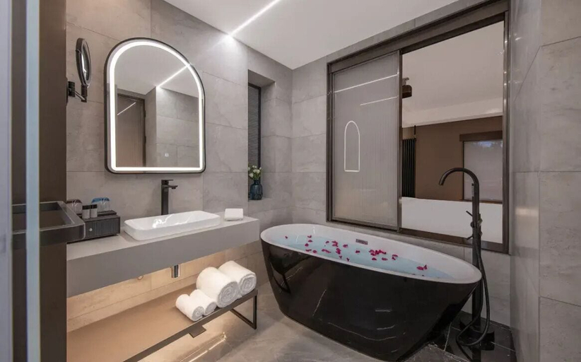 Bathroom 2, Yinzhuo Hotel, Beijing