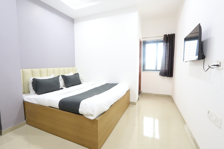 Room 3, Hotel NS Premium, Nagpur